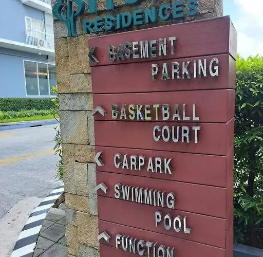 2-bedroom Unit With Netflix And Board Games * Manila