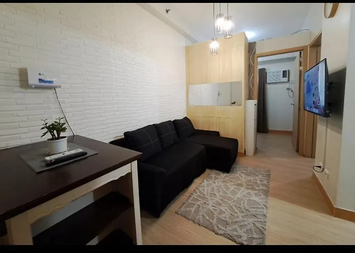 2-bedroom Unit With Netflix And Board Games * Manila